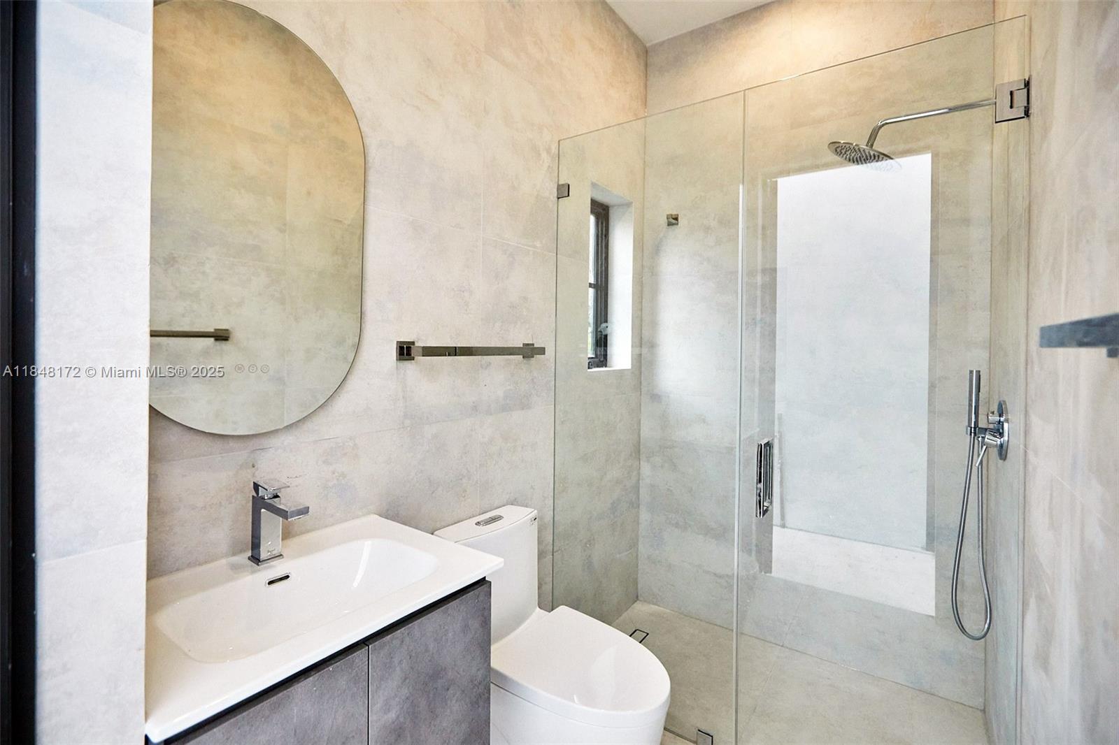 CORAL GABLES SEC E - Residential