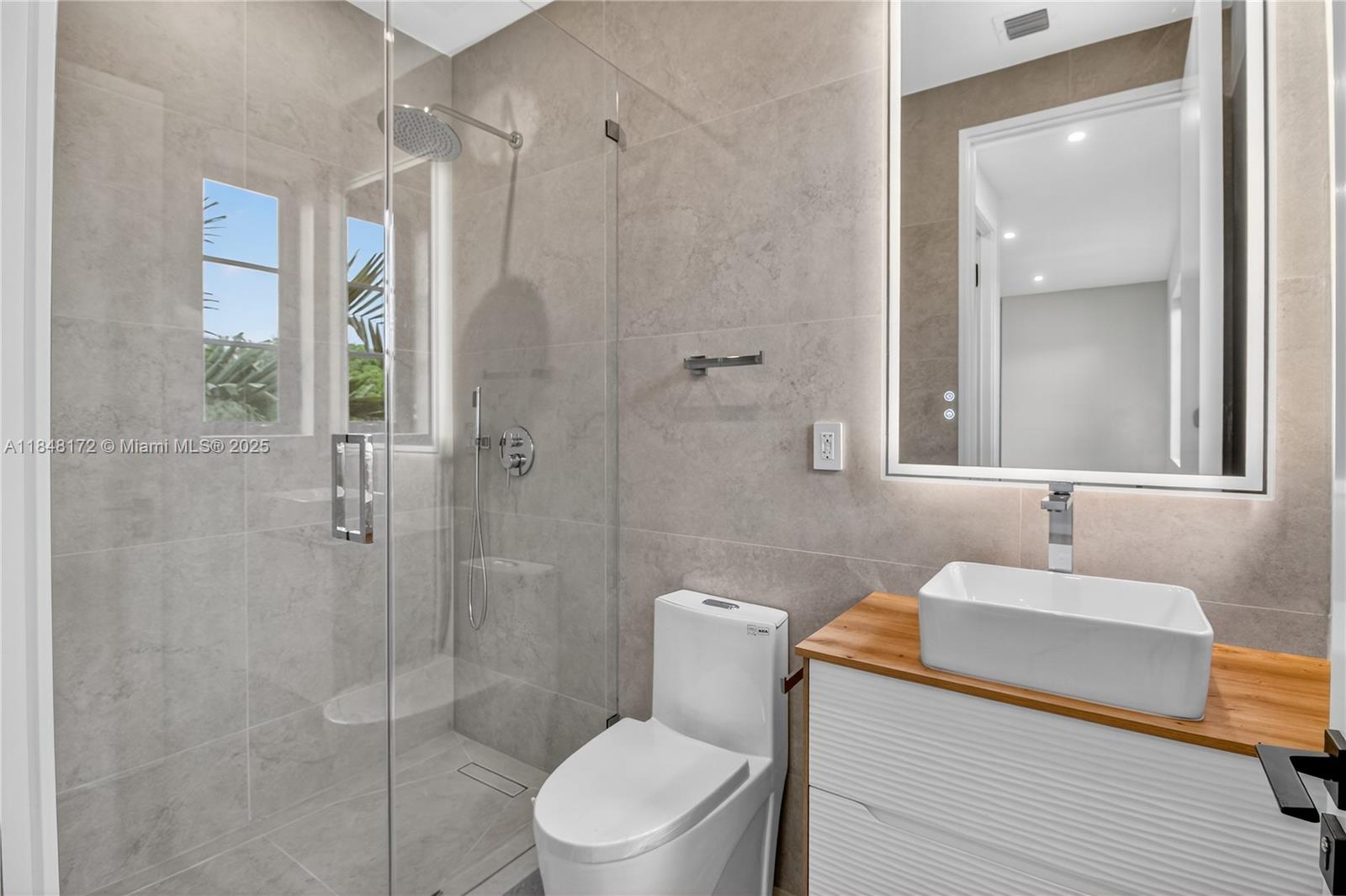 CORAL GABLES SEC E - Residential