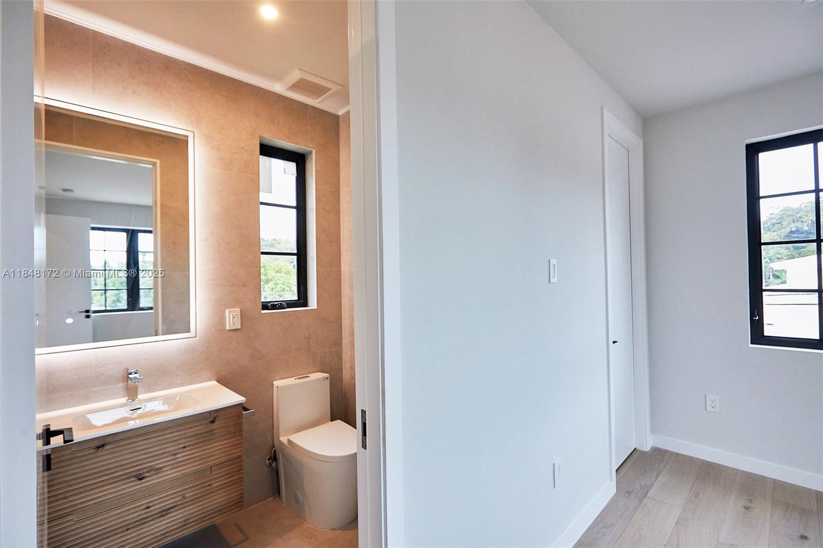 CORAL GABLES SEC E - Residential