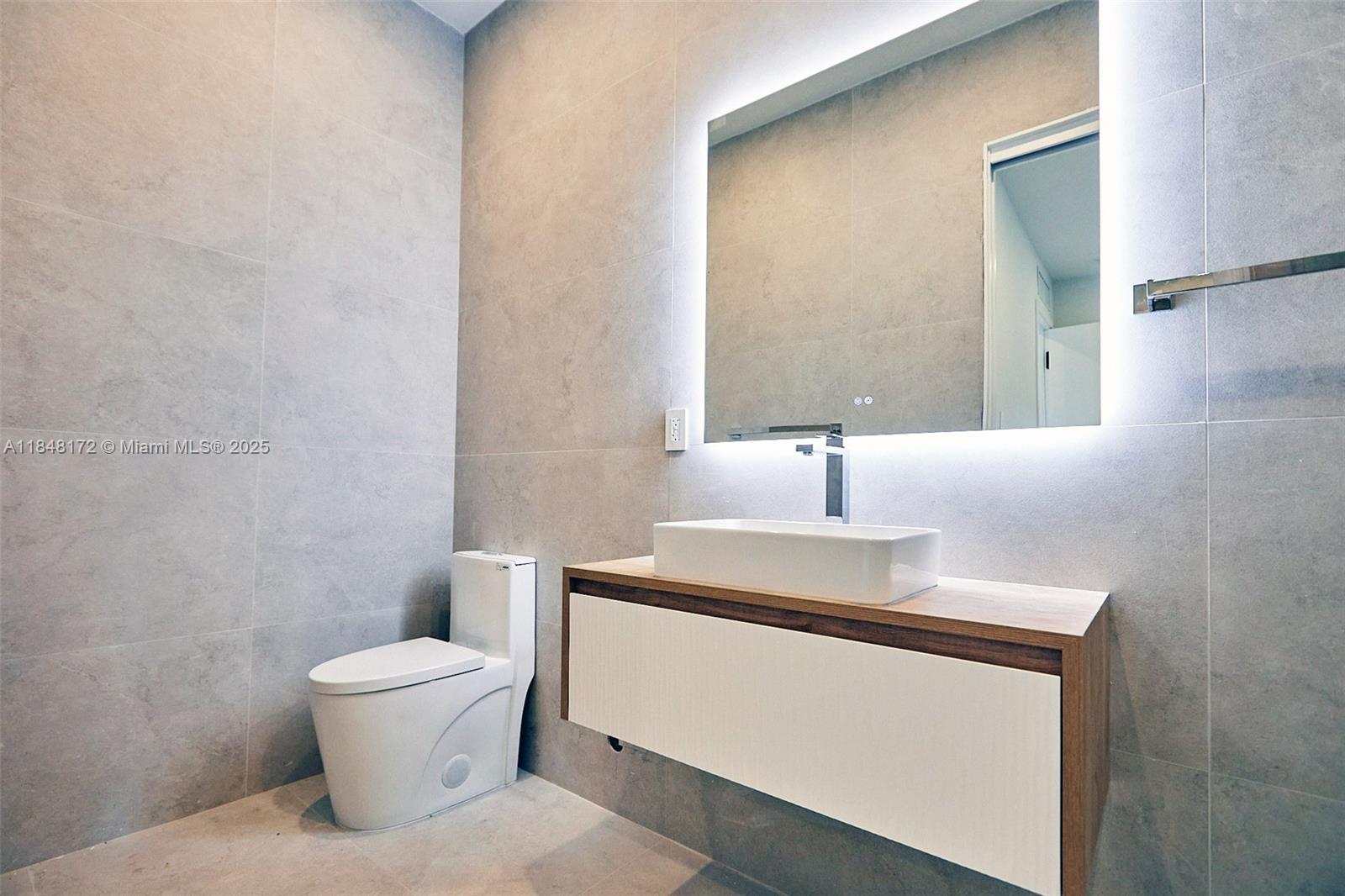 CORAL GABLES SEC E - Residential