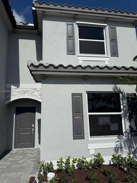 132 SE 11 Ct Florida City FL 33034