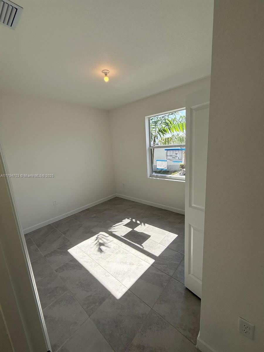 132 SE 11 Ct