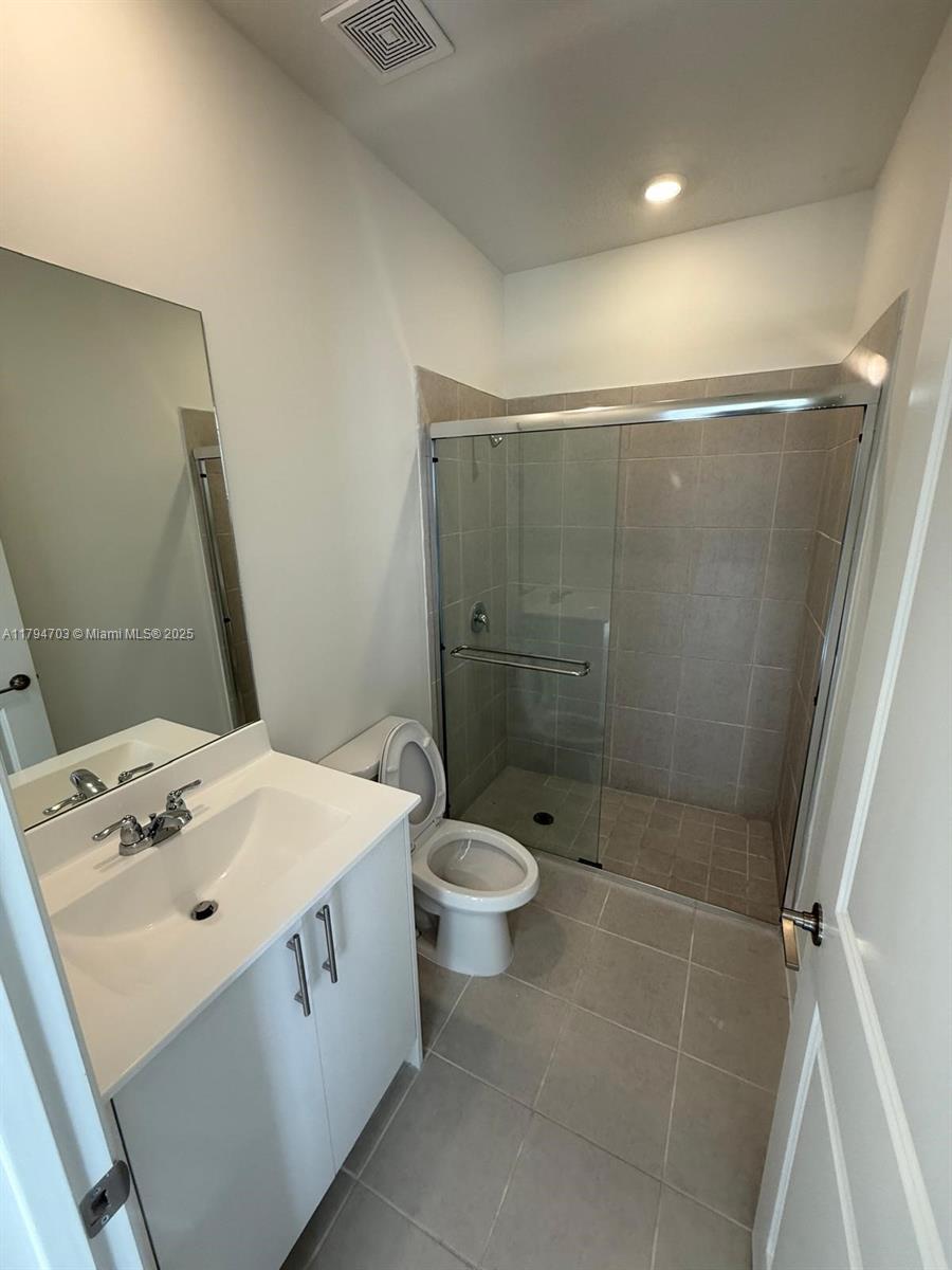 132 SE 11 Ct