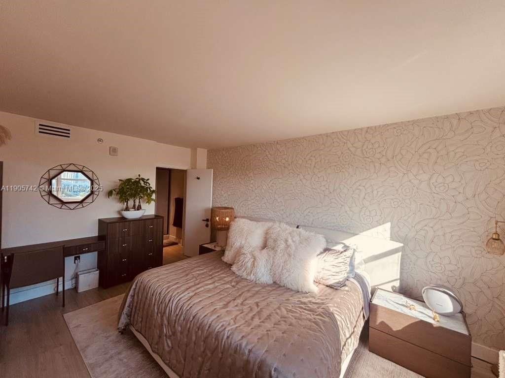 CLEARVIEW TOWERS CONDO - Residential