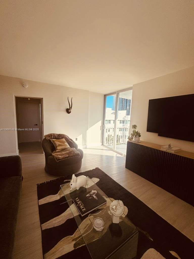 CLEARVIEW TOWERS CONDO - Residential