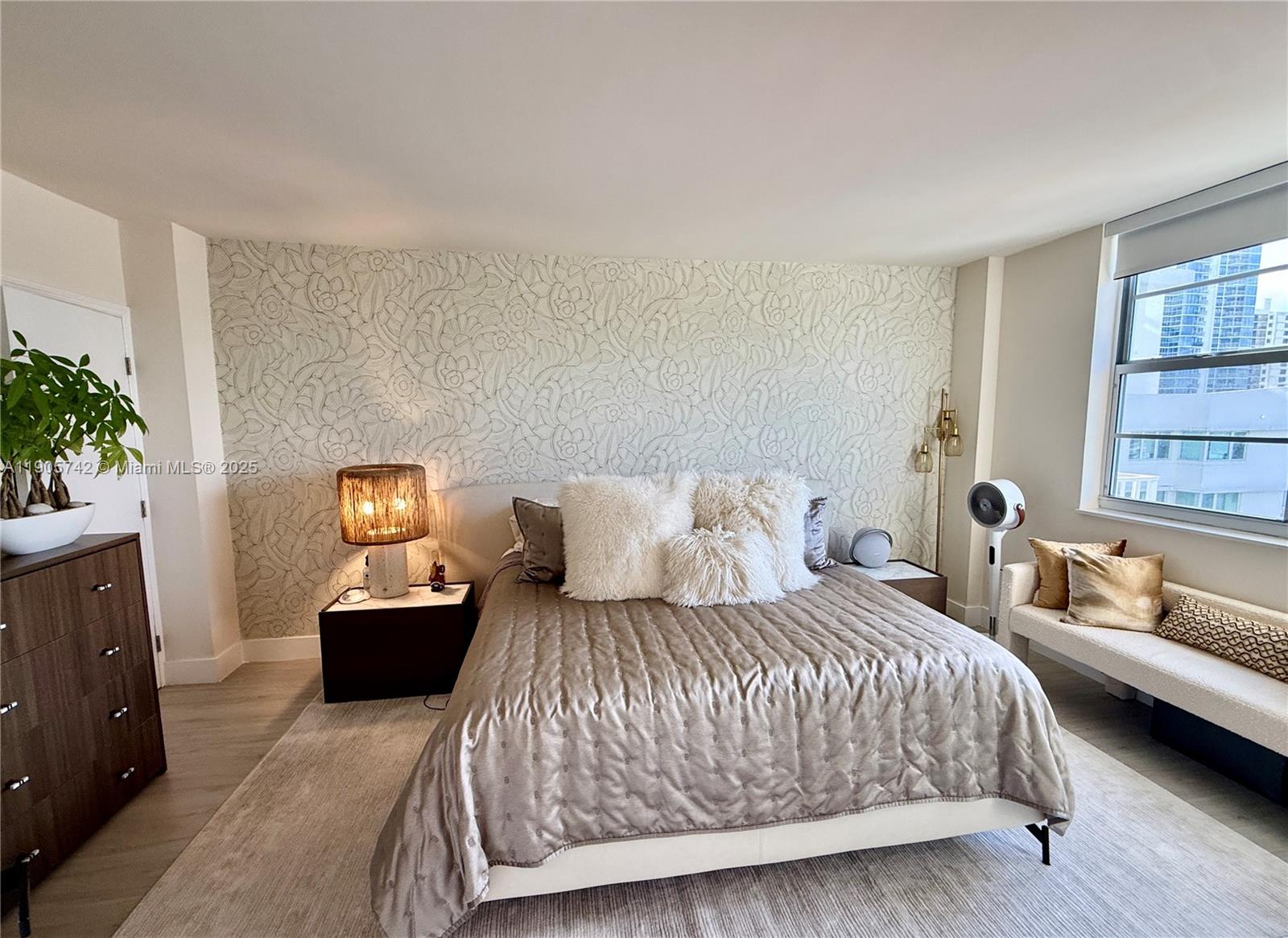 CLEARVIEW TOWERS CONDO - Residential