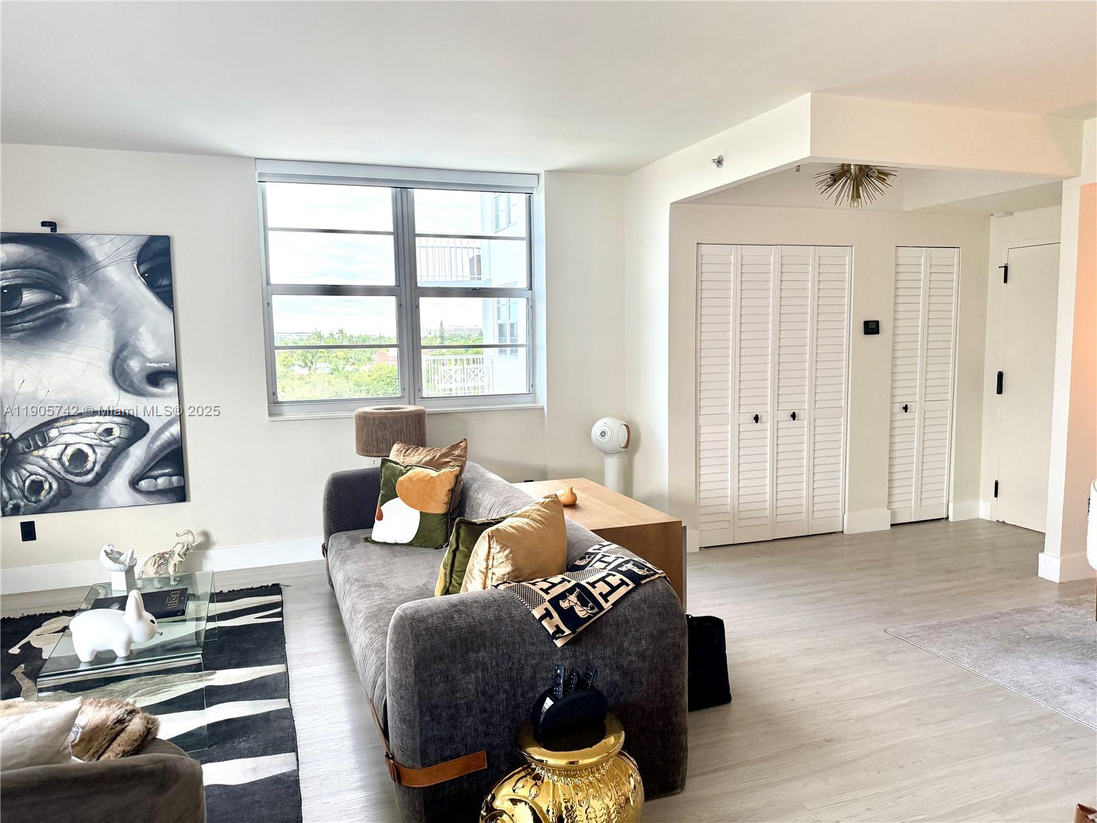 CLEARVIEW TOWERS CONDO - Residential