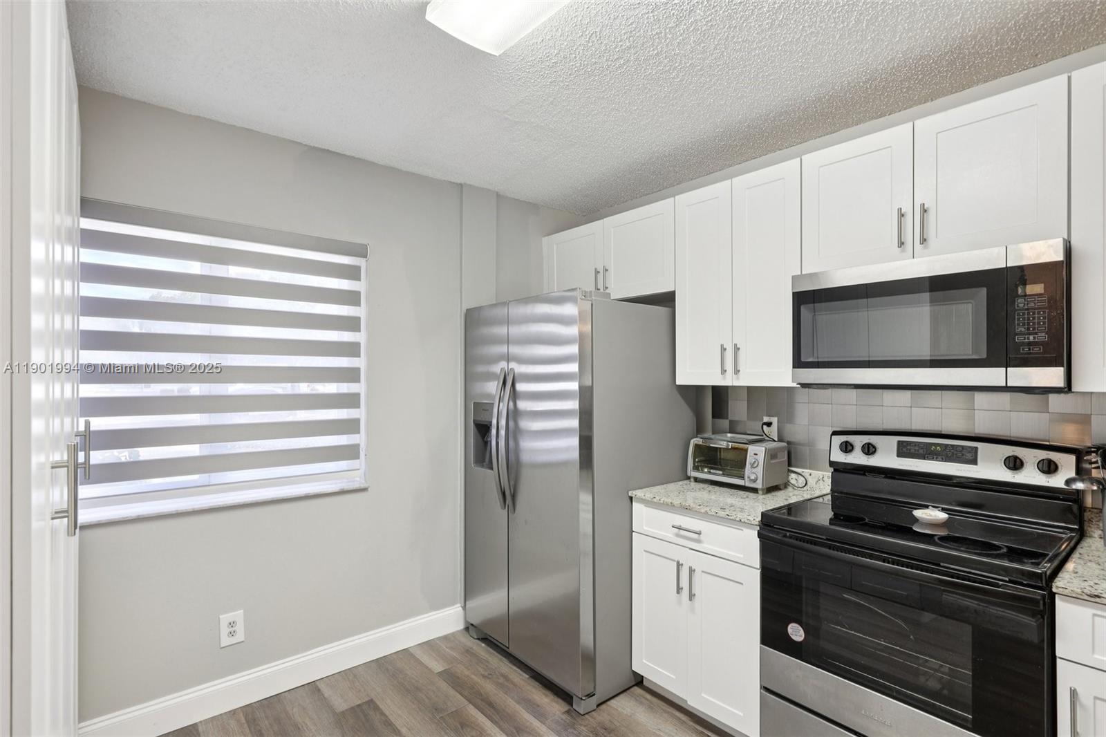 CHAPEL TRAIL II - Residential