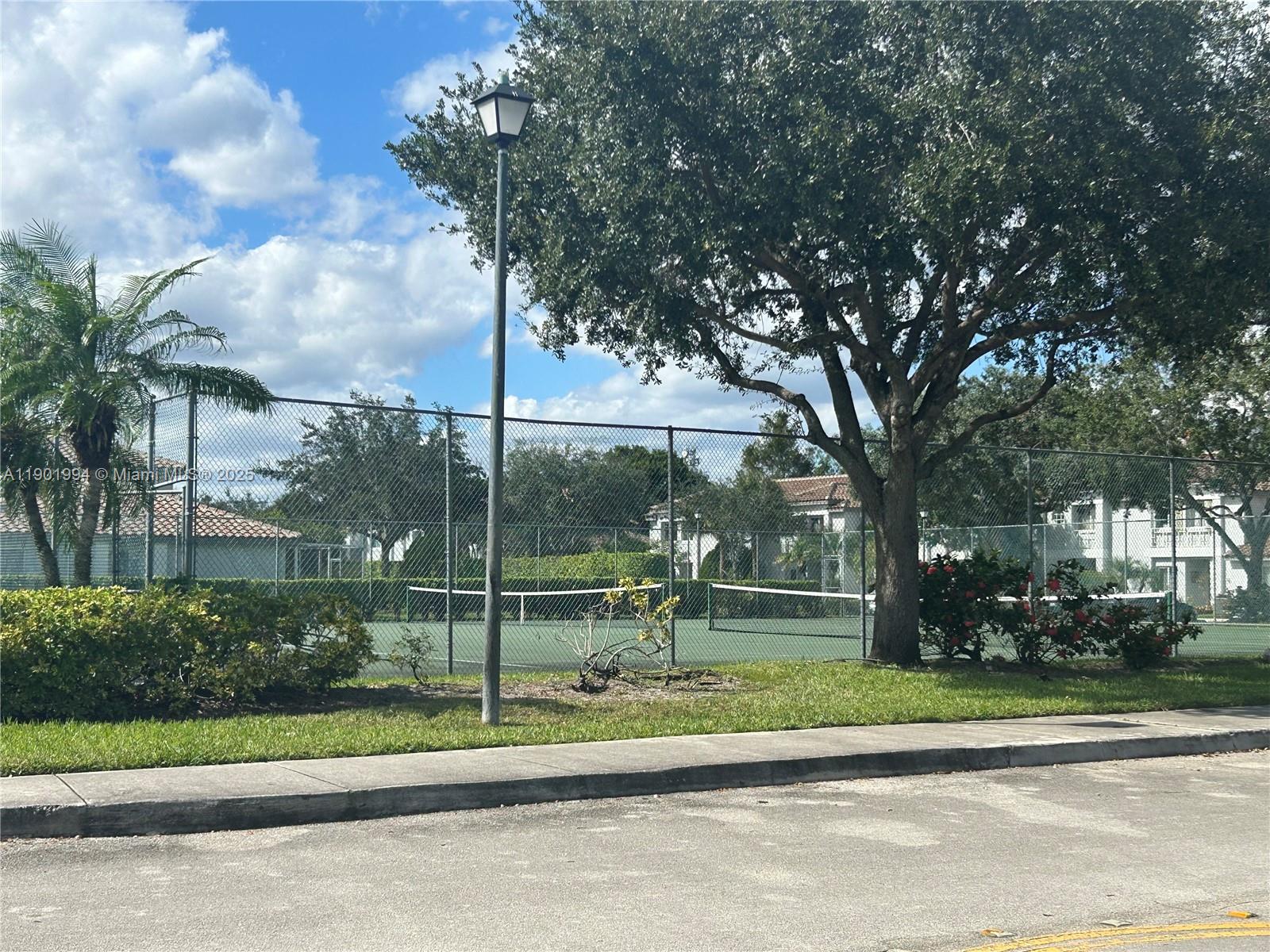 CHAPEL TRAIL II - Residential