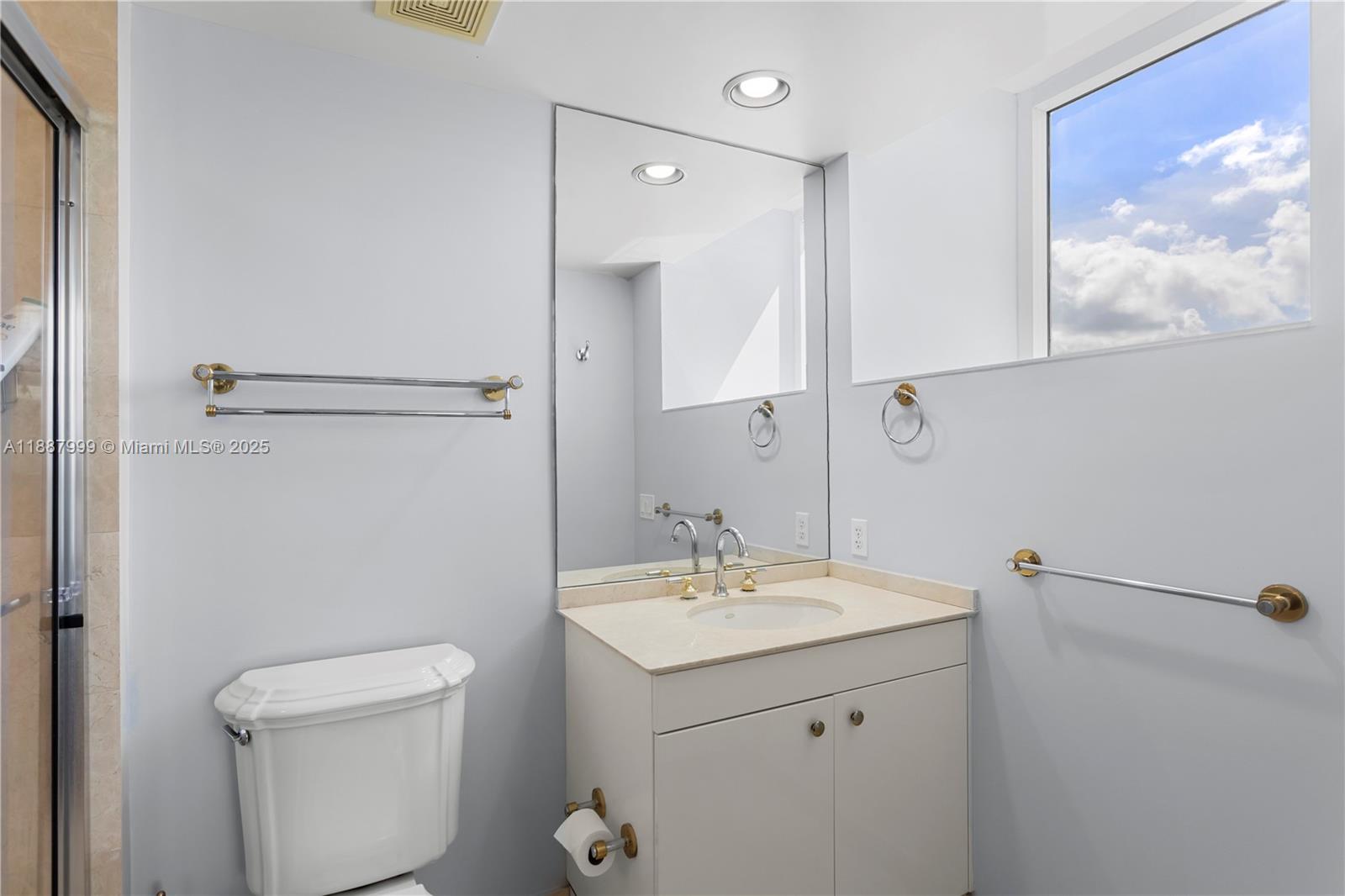 OCEAN TWO CONDO - Residential Lease