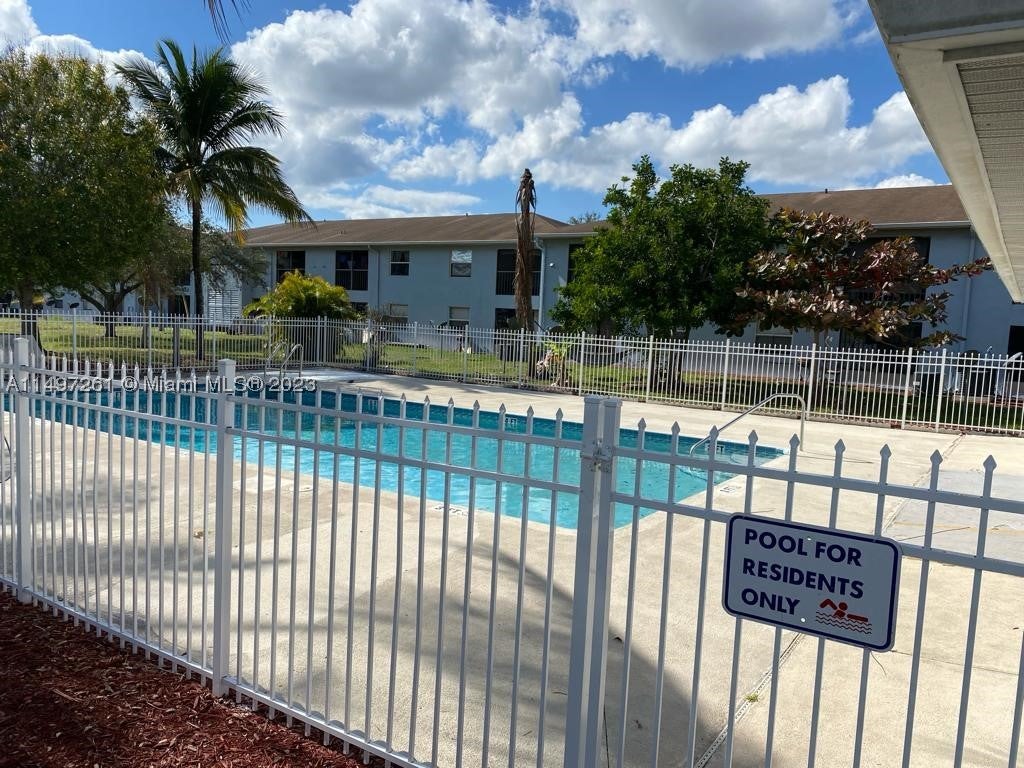 Photo of 617 Ixoria Ave #29, Fort Pierce, FL 34982 (MLS # A11497261)