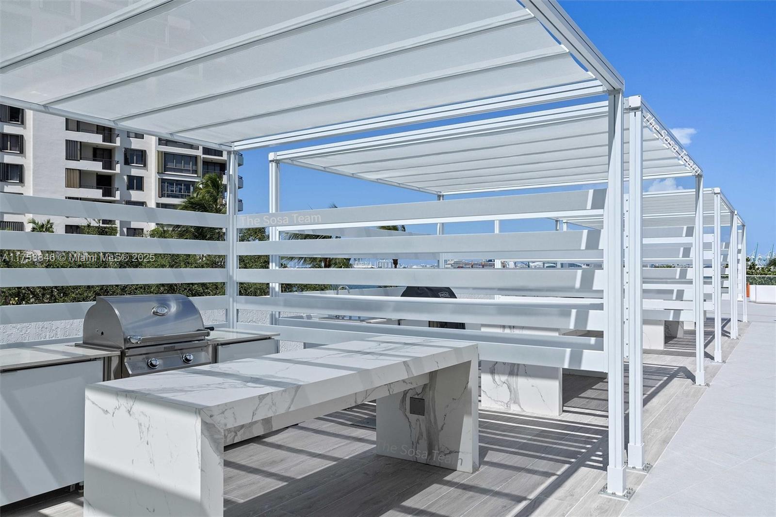 ISOLA CONDO - Residential
