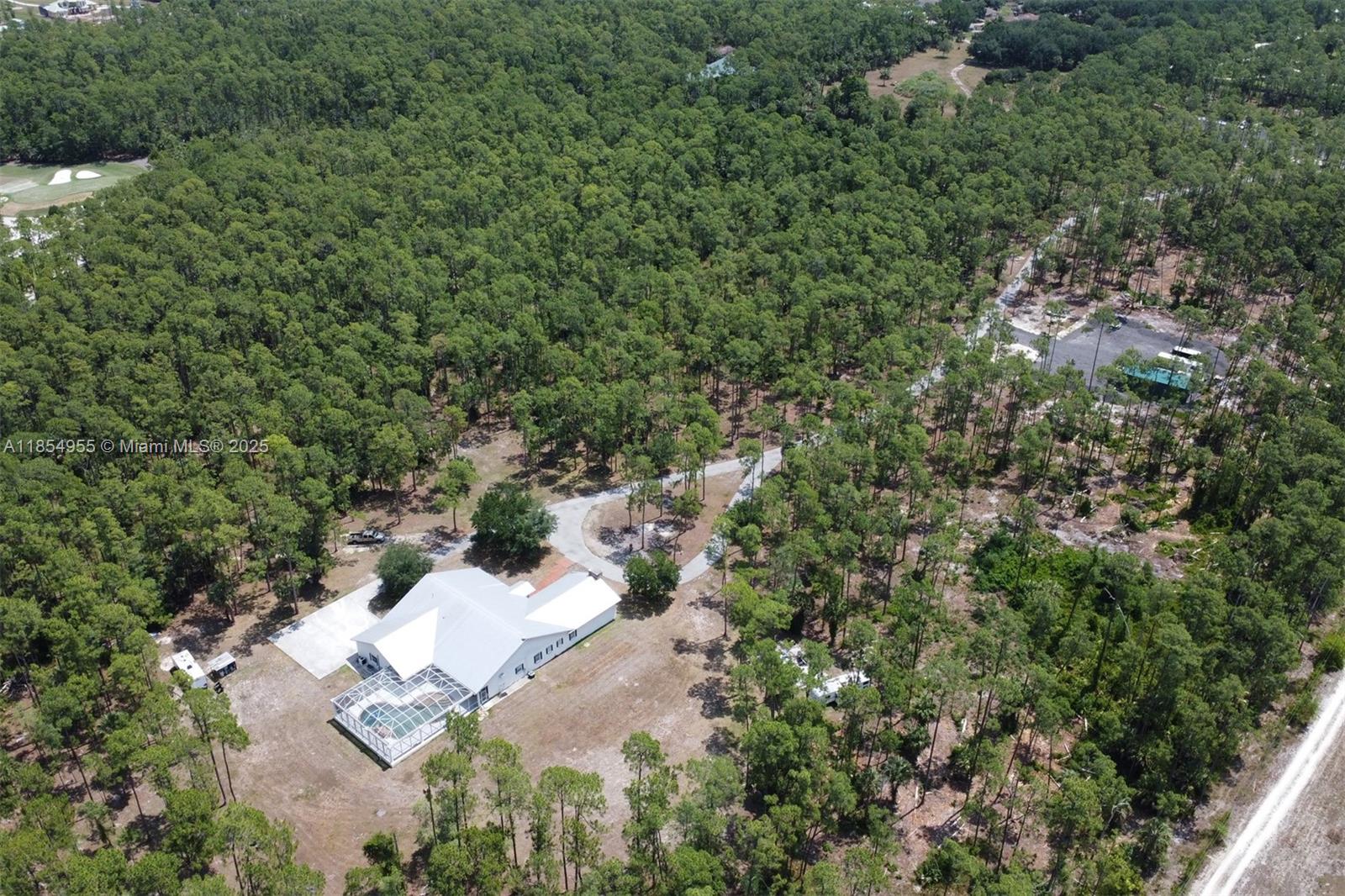 GOLDEN GATE ESTATES - Residential