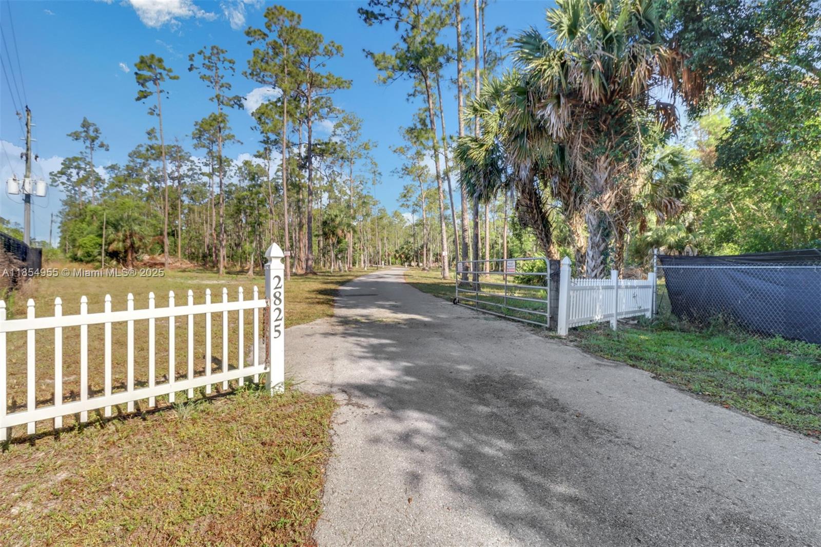 GOLDEN GATE ESTATES - Residential