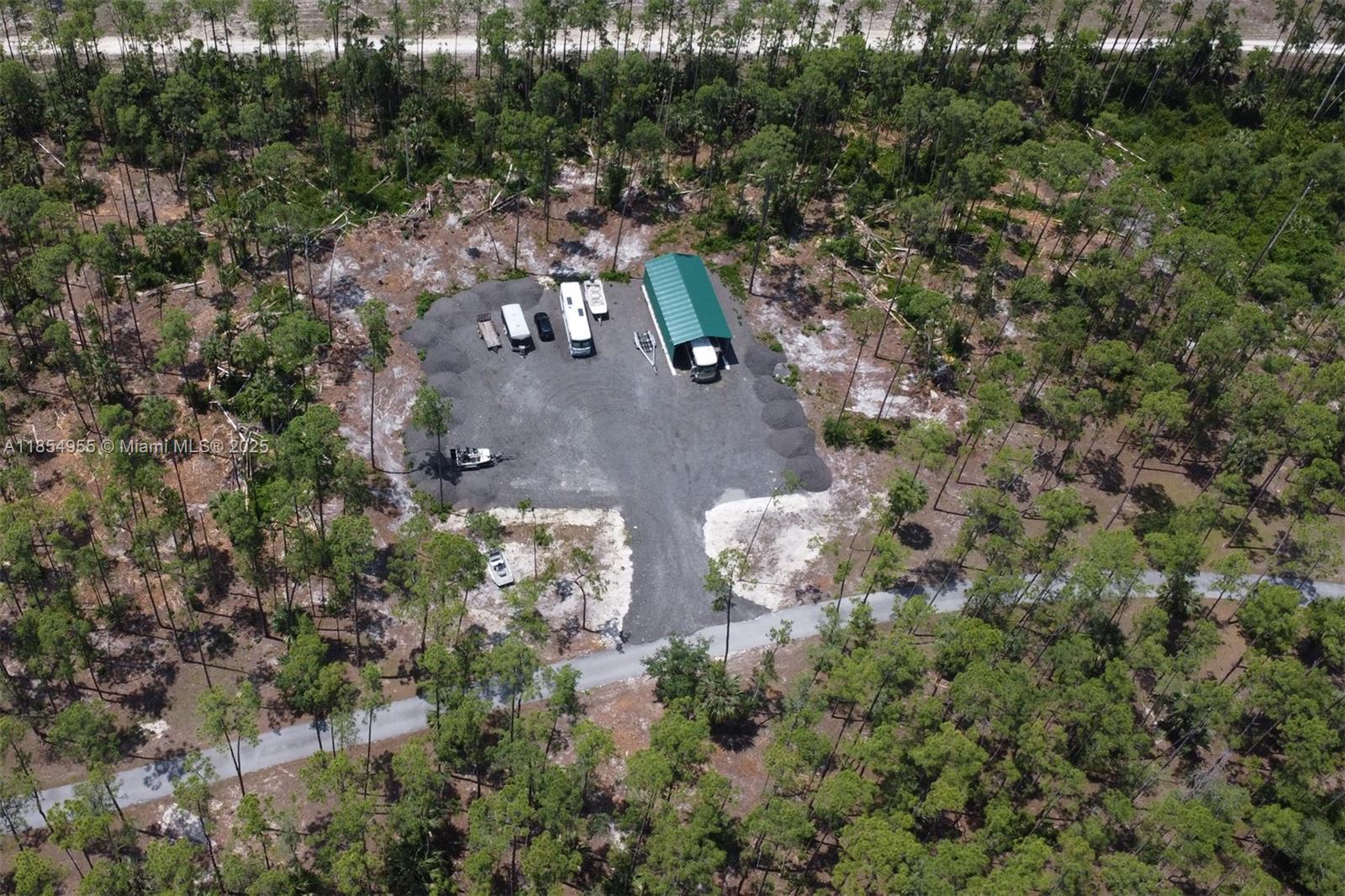 GOLDEN GATE ESTATES - Residential