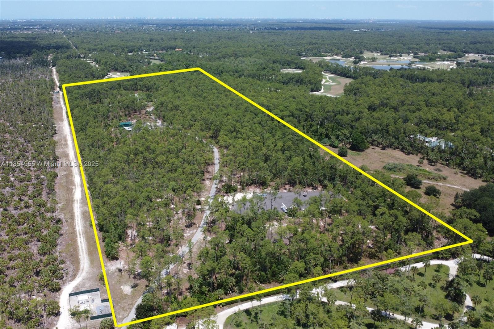 GOLDEN GATE ESTATES - Residential