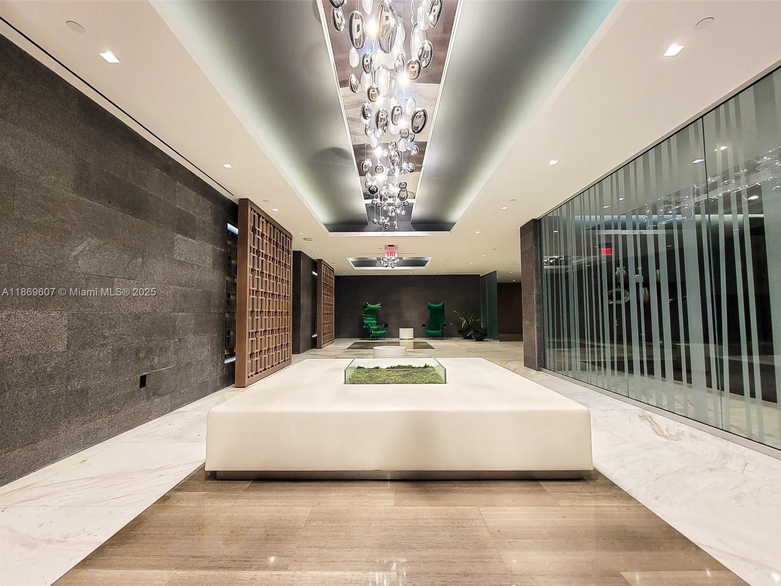400 Sunny Isles Blvd 1021
