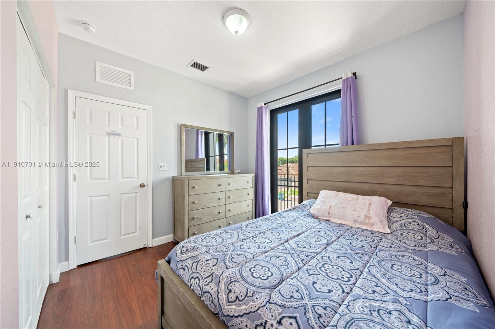 SILVER PALM EAST SEC TWO - Residential