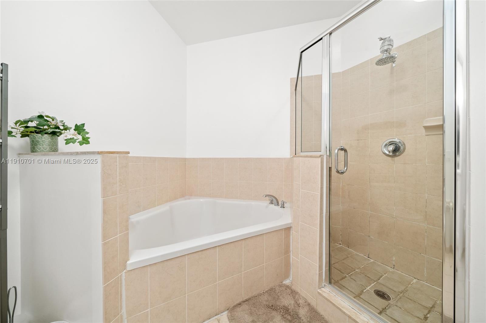 SILVER PALM EAST SEC TWO - Residential