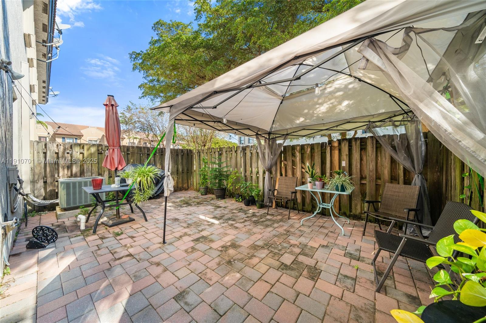 SILVER PALM EAST SEC TWO - Residential