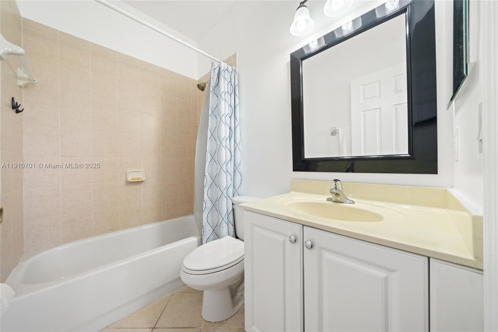 SILVER PALM EAST SEC TWO - Residential