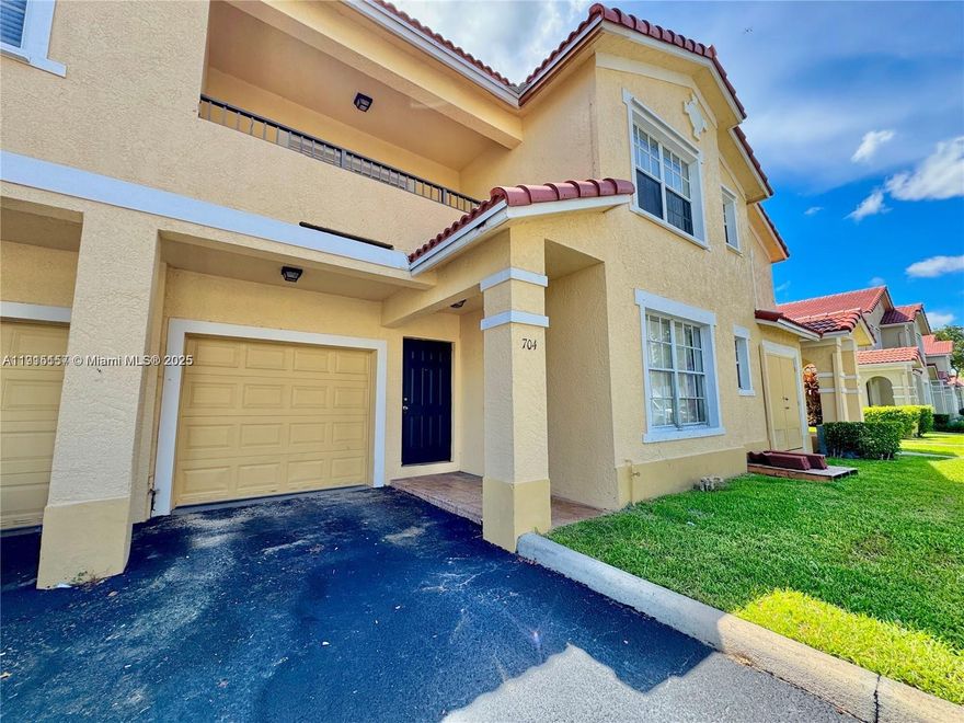 RARE OPPORTUNITY — 1 BEDROOM WITH ATTACHED GARAGE!
Beautiful 878 sq ft condo featuring a private 1-car attached garage with direct entry into the unit. This exceptional residence offers wood-look vinyl flooring throughout, fresh interior paint, white appliance package, and in-unit washer & dryer. Enjoy a private patio balcony and additional assigned parking space. The gated community provides excellent amenities including a resort-style pool and fitness center. Prime location across from Hampton Park and steps from public transportation, shopping, and dining—Pollo Tropical, Papa Johns, Super Walmart, and more. Convenient access to Florida’s Turnpike and Sawgrass Expressway. Perfect for homeowners or investors. This one will not last — a true must-see!