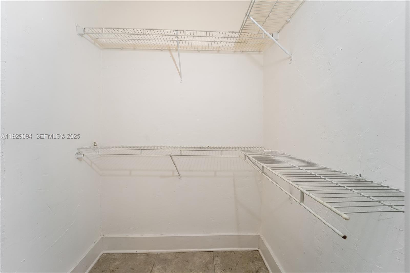 MIAMI GARDENS ESTATES SEC - Residential Lease