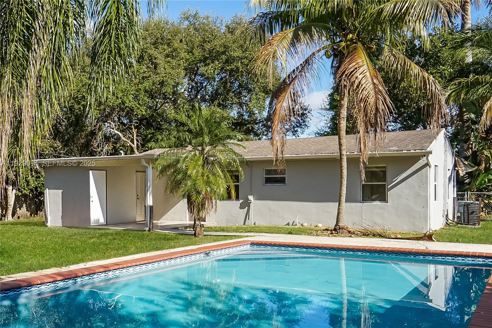 MIAMI GARDENS ESTATES SEC - Residential Lease