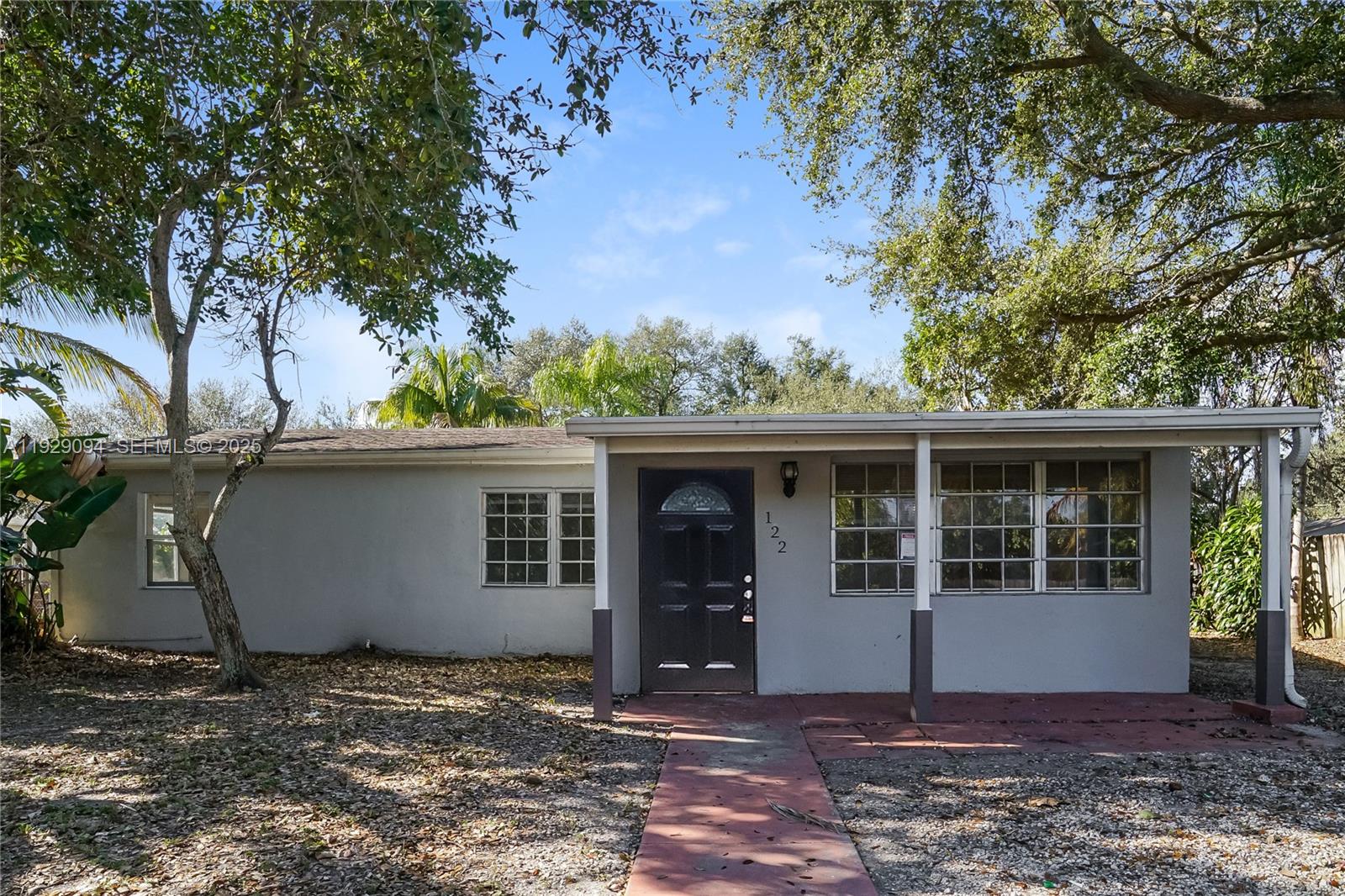 MIAMI GARDENS ESTATES SEC - Residential Lease