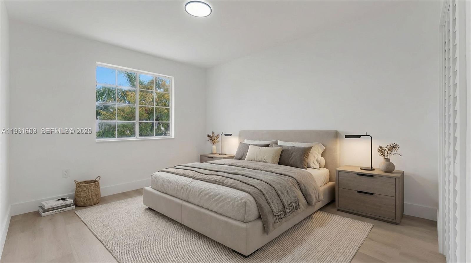 HEFTLER HOMES AT LAGO MAR - Residential