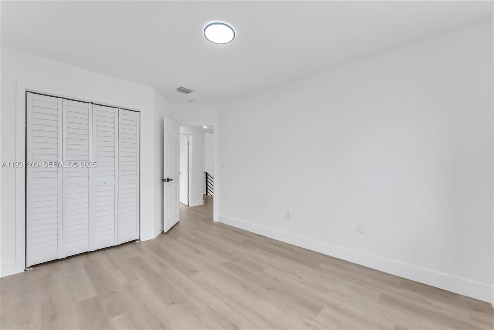 HEFTLER HOMES AT LAGO MAR - Residential