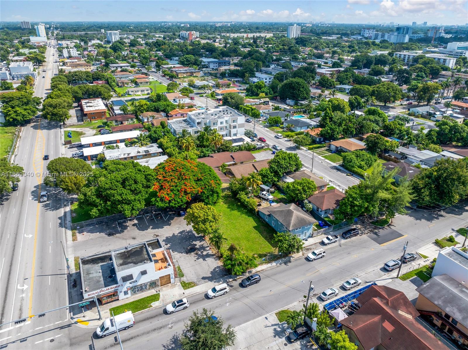 CAPLES AMD PL - Land