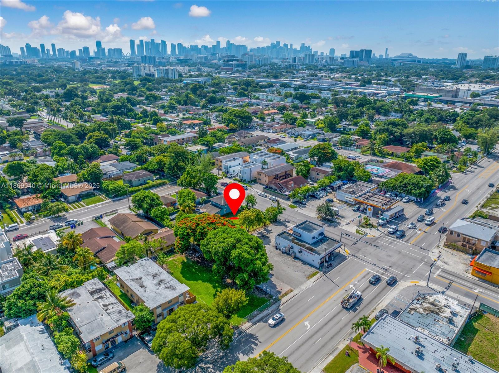 CAPLES AMD PL - Land