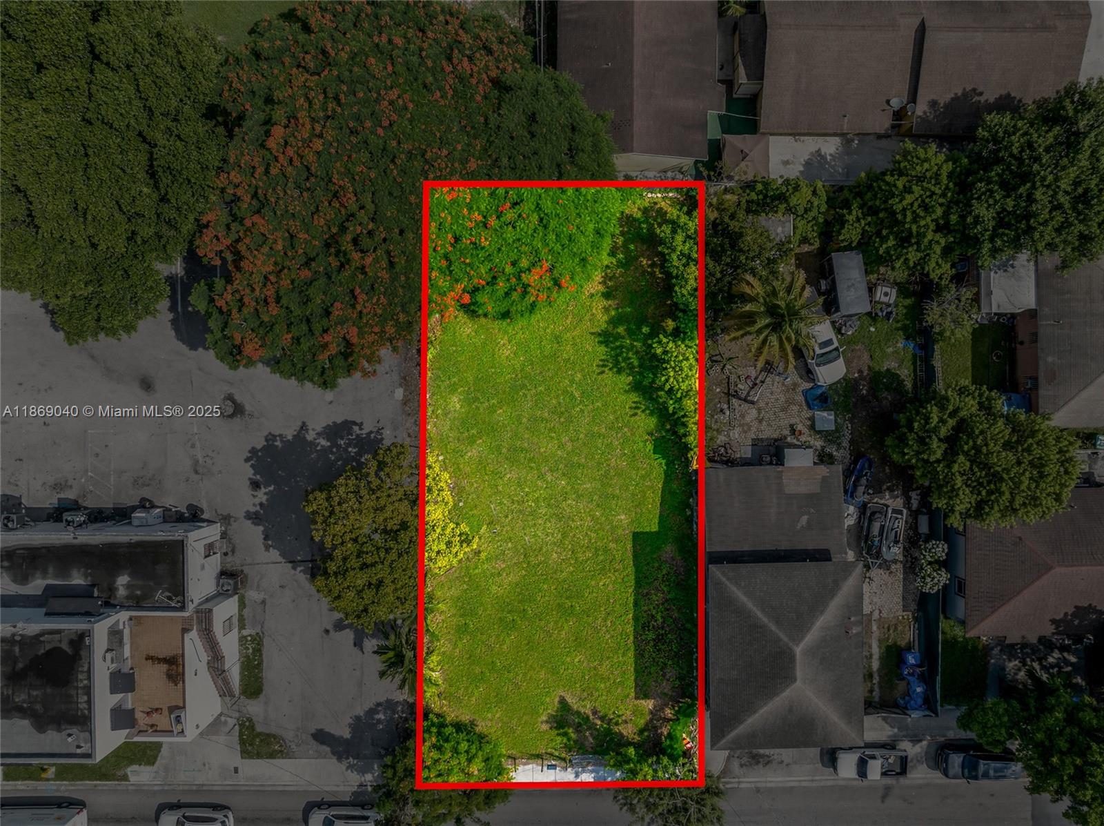 CAPLES AMD PL - Land