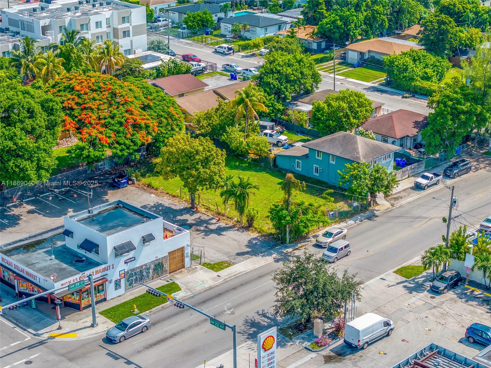 CAPLES AMD PL - Land