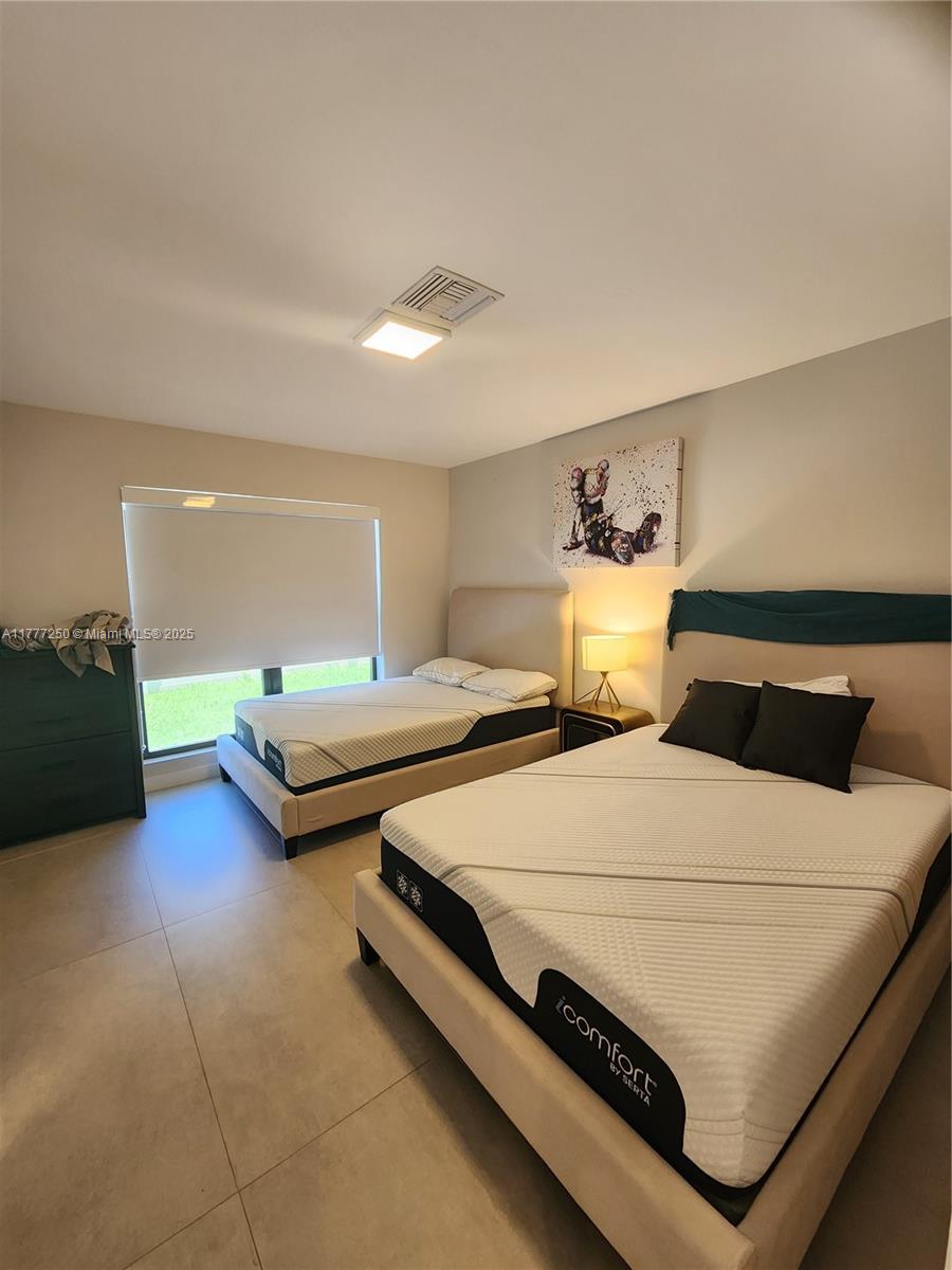 GOLDEN ISLES SEC - Residential Lease