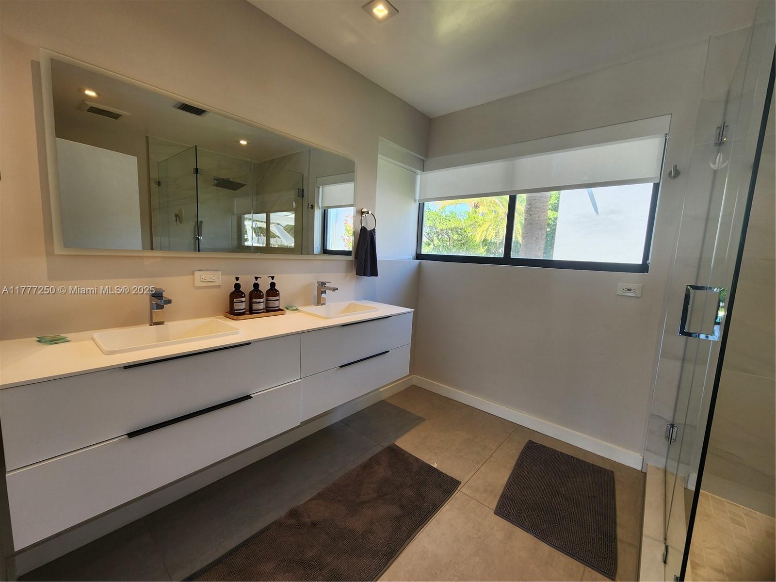 GOLDEN ISLES SEC - Residential Lease