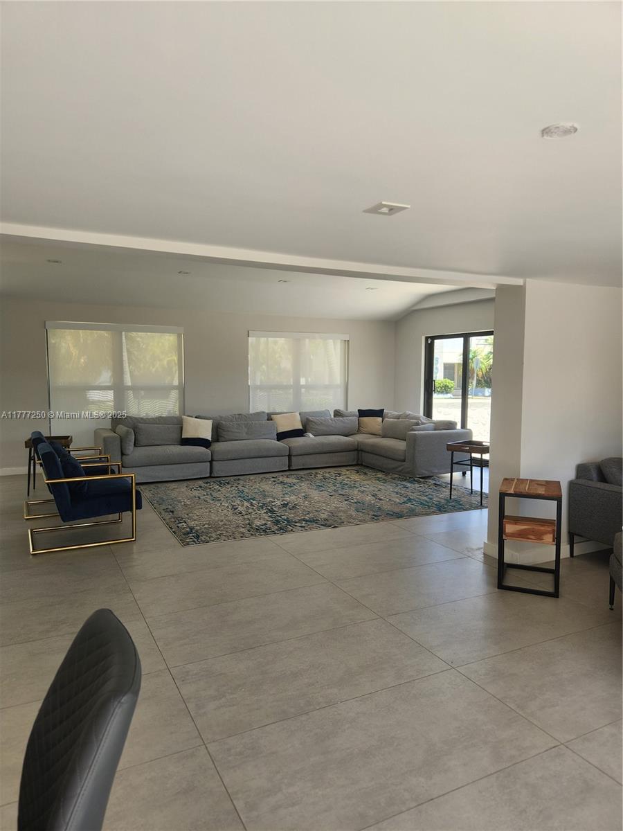 GOLDEN ISLES SEC - Residential Lease