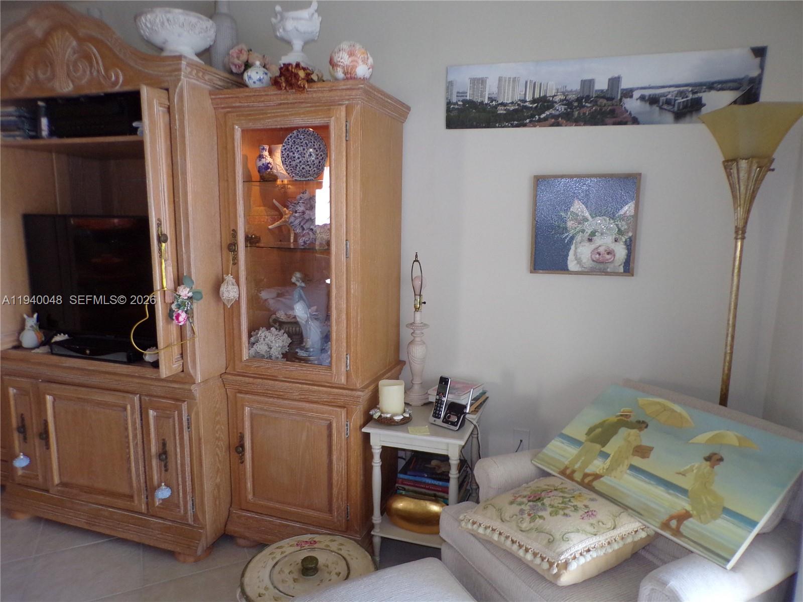 POINT EAST SEC 4 CONDO - Residential