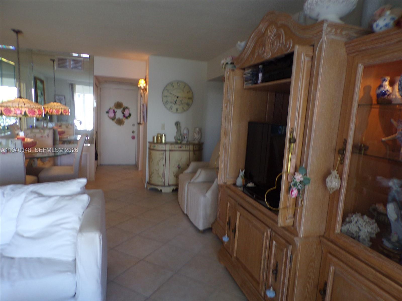 POINT EAST SEC 4 CONDO - Residential