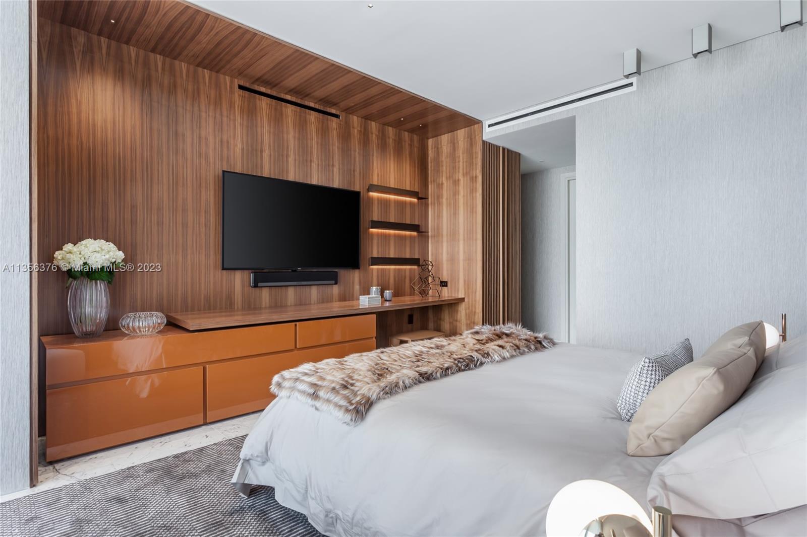 BRICKELL FLATIRON CONDO - Residential