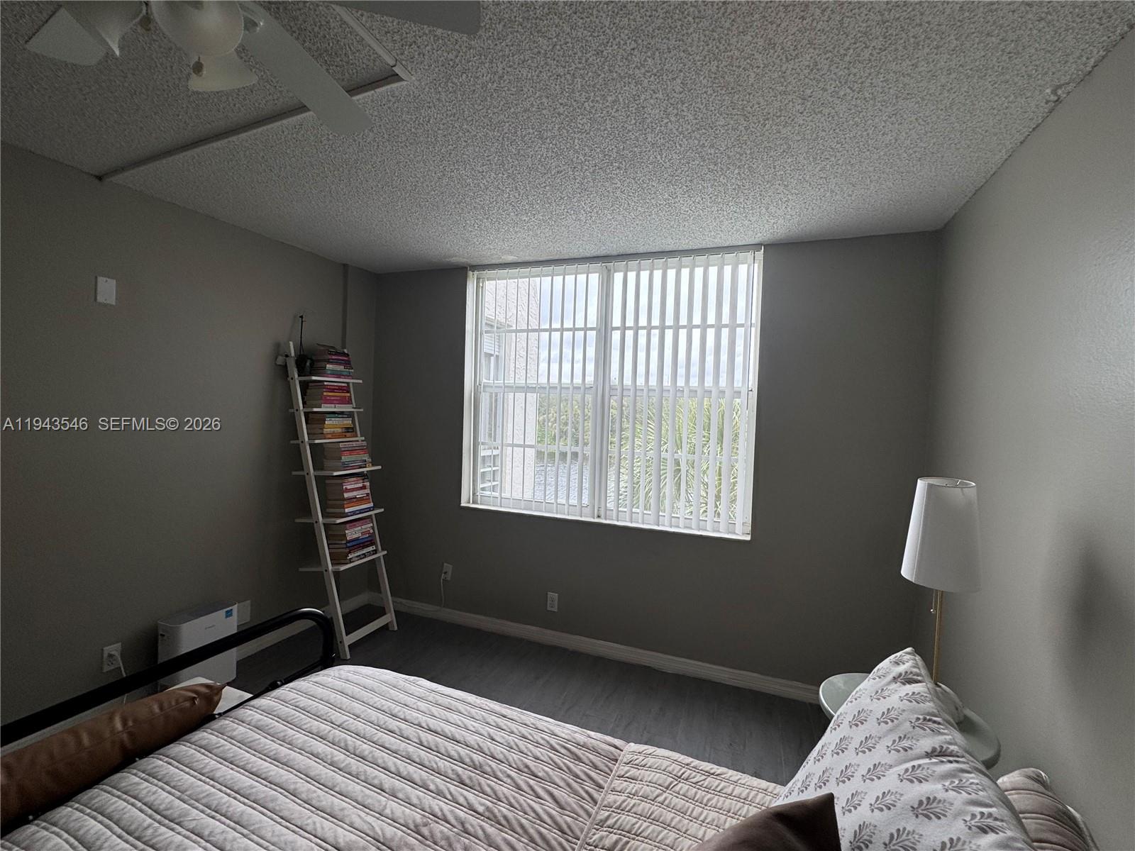 POINCIANA 5 OF PINE ISLAN - Residential