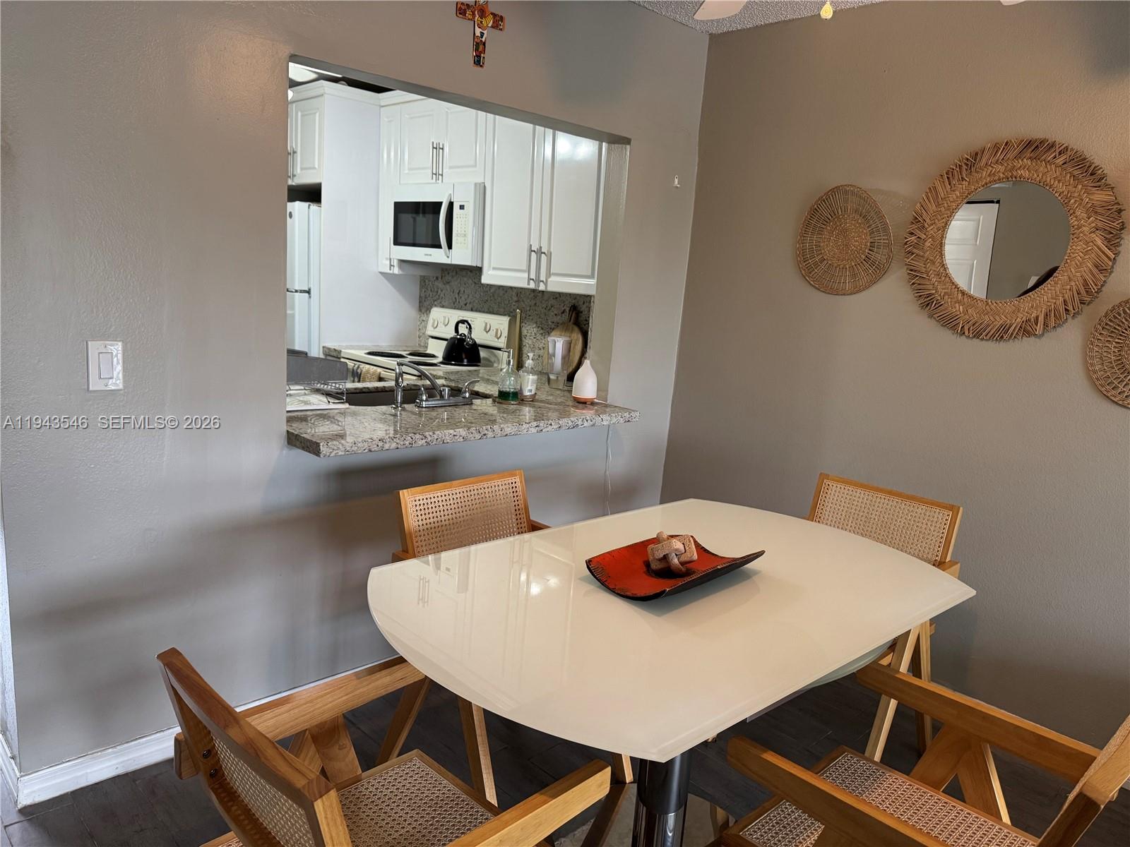 POINCIANA 5 OF PINE ISLAN - Residential