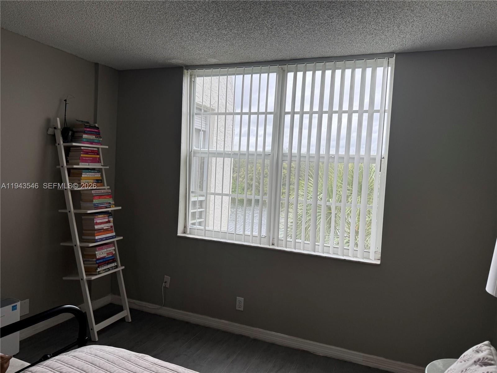 POINCIANA 5 OF PINE ISLAN - Residential