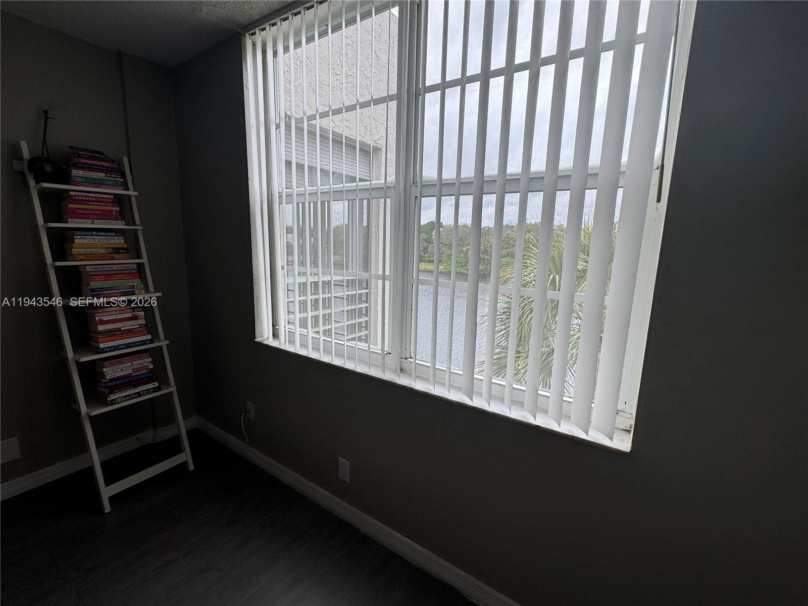 POINCIANA 5 OF PINE ISLAN - Residential