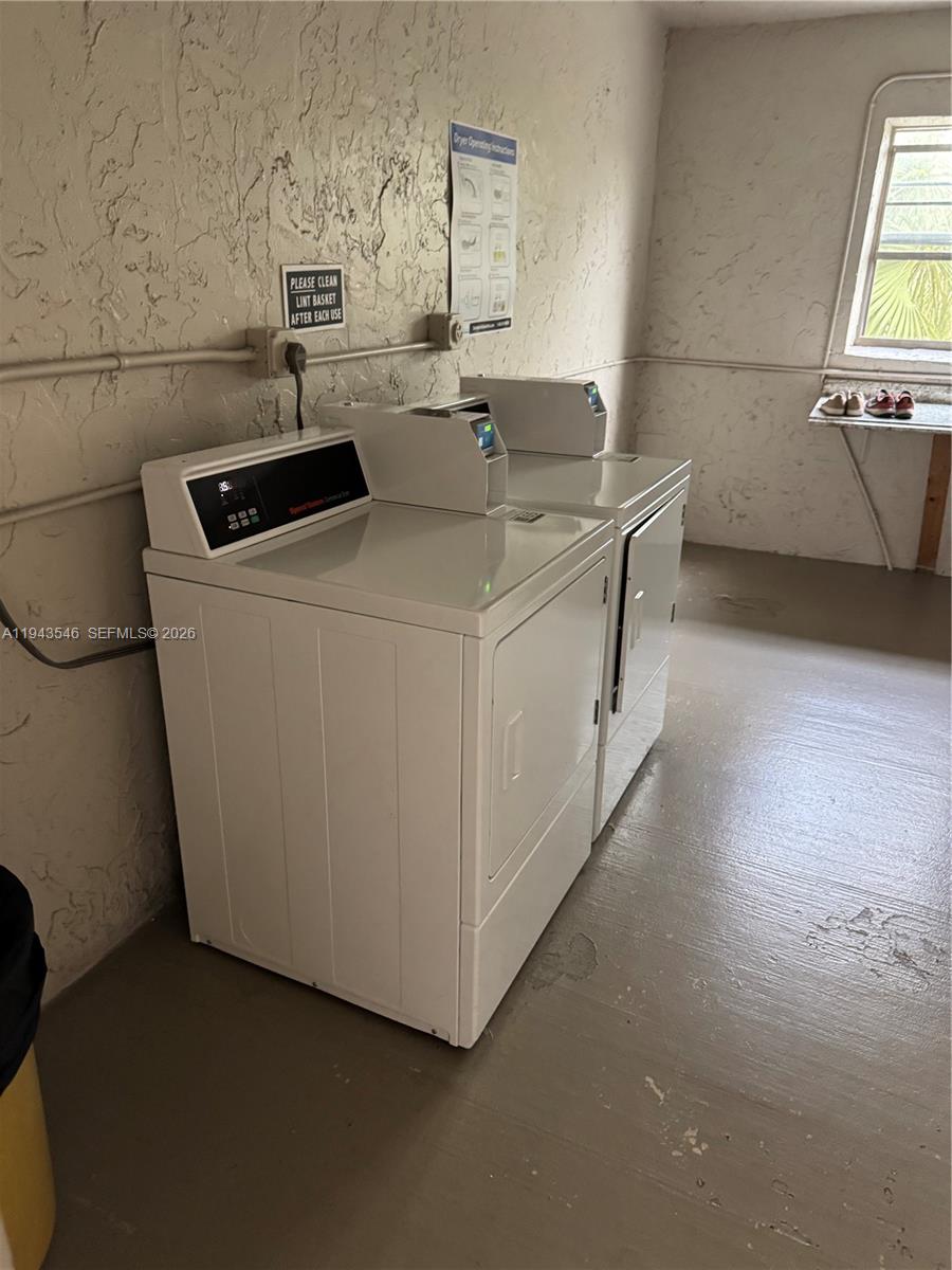 POINCIANA 5 OF PINE ISLAN - Residential