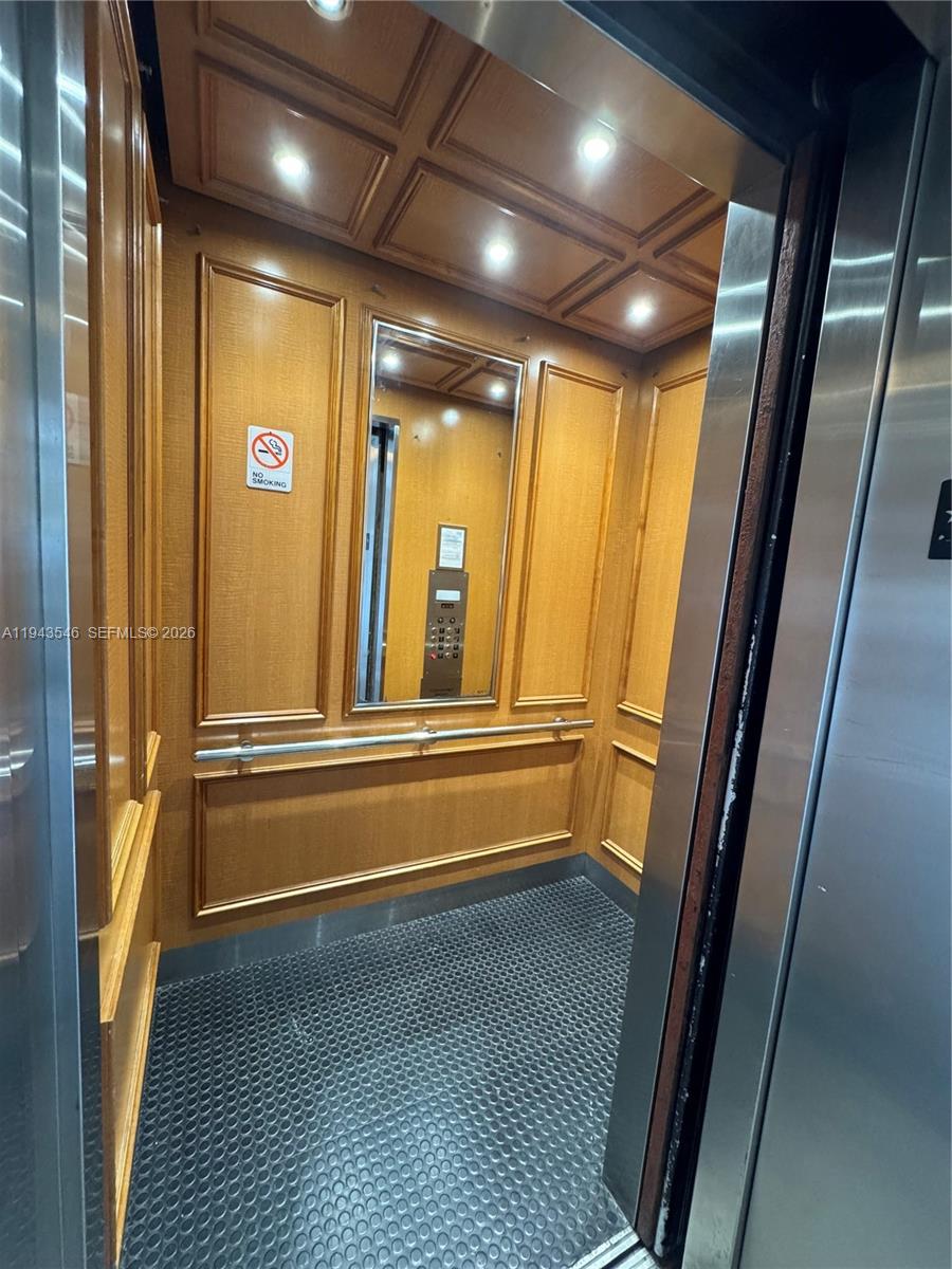 POINCIANA 5 OF PINE ISLAN - Residential