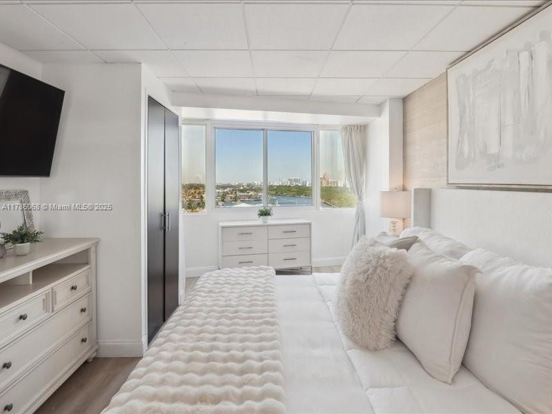 GALLERY ONE CONDO - Residential Lease