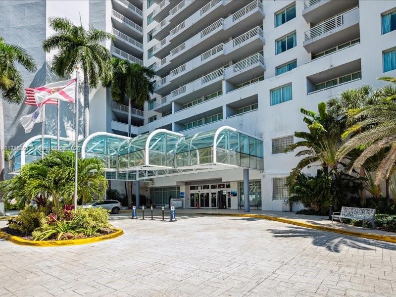 GALLERY ONE CONDO - Residential Lease