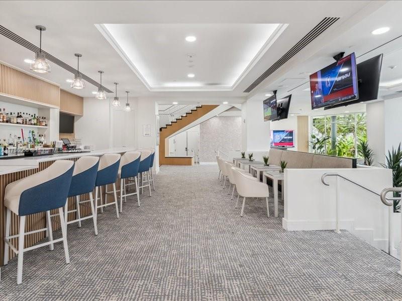 GALLERY ONE CONDO - Residential Lease